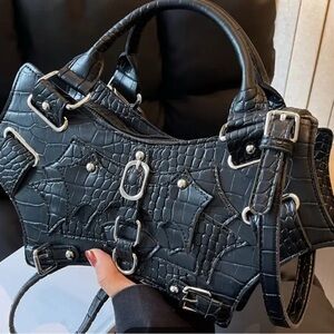 Rock Steampunk Style Rivet Satchel Handbag, Gothic Bat Wing Shape​